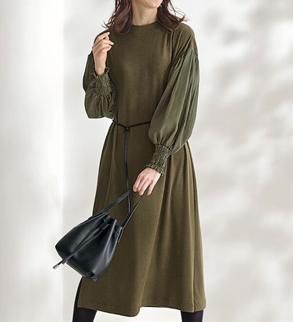 BELLUNA（ベルーナ）の「秋冬のお出かけに！異素材切替ワンピース（カットソーワンピース）」｜詳細画像