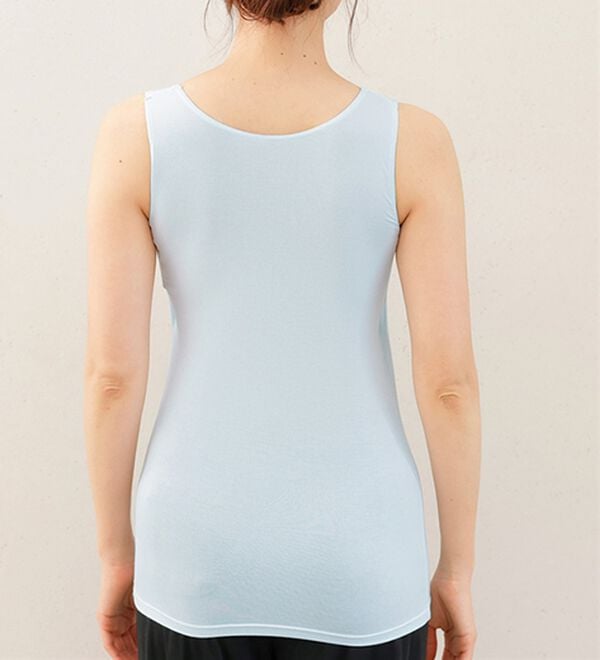 LAVIENNE（ラヴィエンヌ）の「接触冷感　なめらか素材背中フリーカップ付きインナー＜さらりラボ＞タンクトップ（ブラトップ・カップ付きインナー）」｜詳細画像