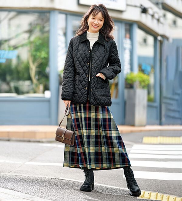 BELLUNA（ベルーナ）の「なめらかウール調タックデザインスカート（ひざ丈スカート）」｜詳細画像