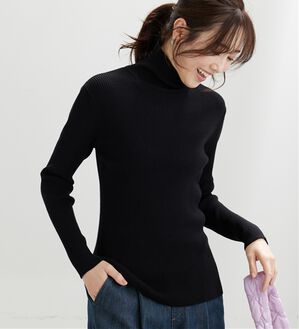 BELLUNA（ベルーナ）の「【安心感あるプチプラニット】リブニットタートルネックプルオーバー（ニット・セーター）」｜黒