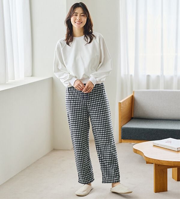 LAVIENNE（ラヴィエンヌ）の「肌側綿１００％あったかフリースボトム（その他パンツ）」｜詳細画像