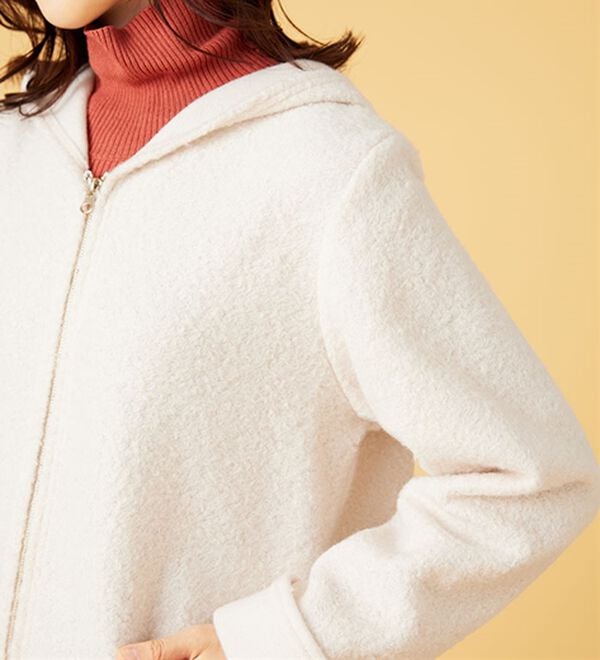 BELLUNA（ベルーナ）の「ボア素材フードデザインコート（ロングコート）」｜詳細画像