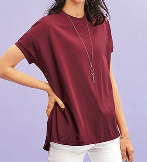 BELLUNA（ベルーナ）の「汗ジミ対策！ハイネックプルオーバー（カットソー）」｜ディープレッド