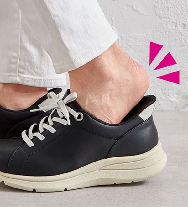 ルフラン（ルフラン）の「＜あとりえＯＫＡＤＡ＞５Ｅすぽ履きコンフォートシューズ（スニーカー）」｜詳細画像