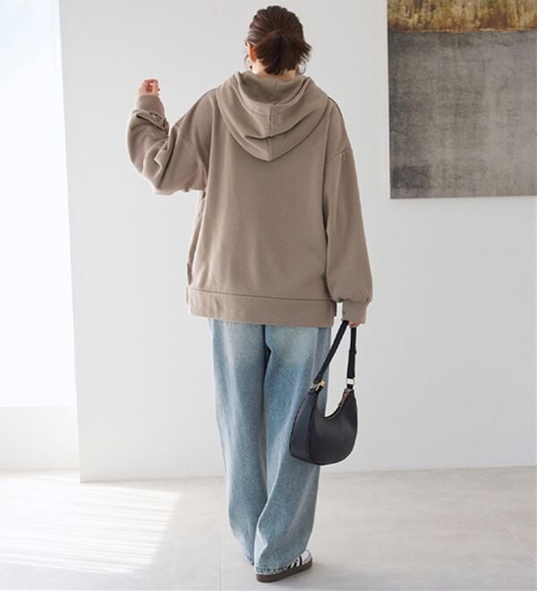 Viola e Viola（ヴィオラ エ ヴィオラ）の「【毛玉になりにくい】ふんわり柔らか裏起毛パーカー（パーカー）」｜詳細画像