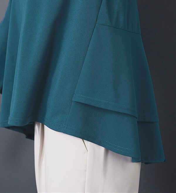 BELLUNA（ベルーナ）の「美人顔バックフレアーブラウス（ブラウス）」｜詳細画像