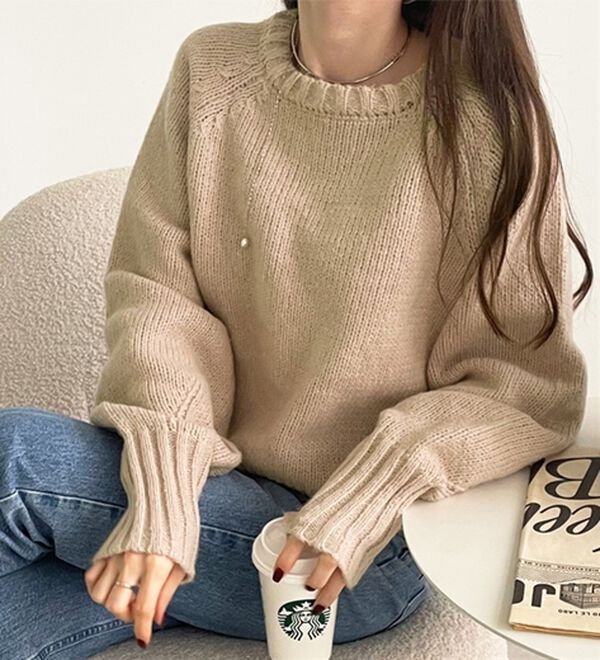 GeeRA（ジーラ）の「ボリュームスリーブショートニット（ニット・セーター）」｜ベージュ