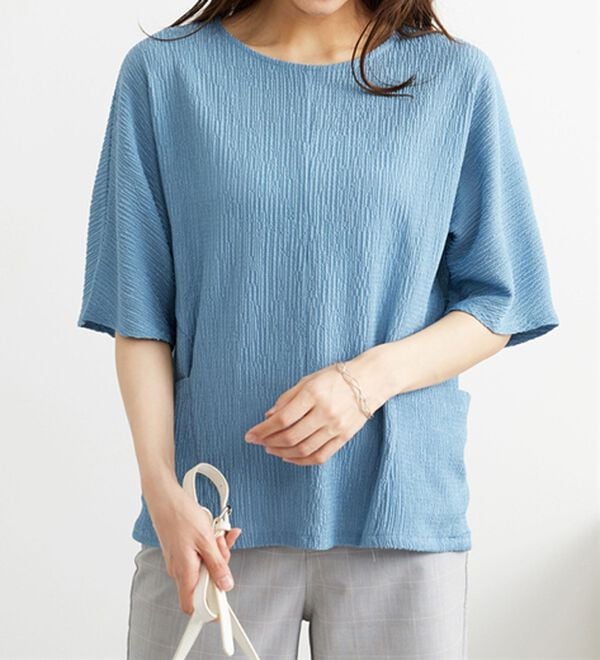 BELLUNA（ベルーナ）の「シャイニー楊柳ポケット使いプルオーバー（カットソー）」｜詳細画像