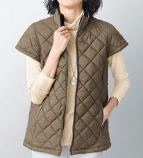 VINNO（ヴィノ）の「プライムウォームキルティングベスト（ベスト）」