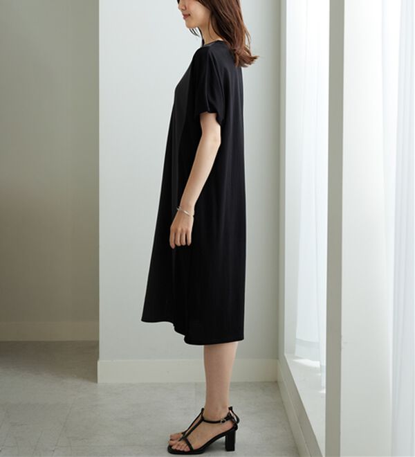 BELLUNA（ベルーナ）の「細見えを叶える！配色切替ワンピース（その他ワンピース）」｜詳細画像