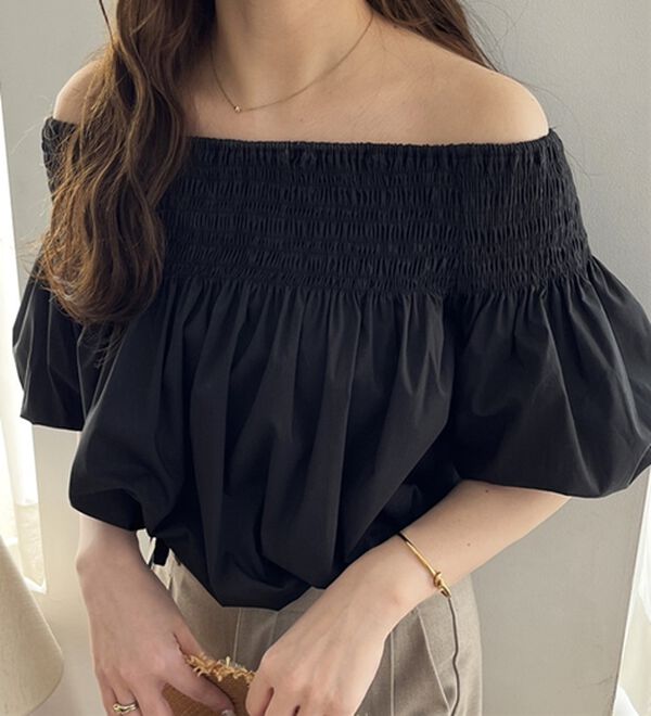 GeeRA（ジーラ）の「ドロストオフショルブラウス（ブラウス）」｜詳細画像