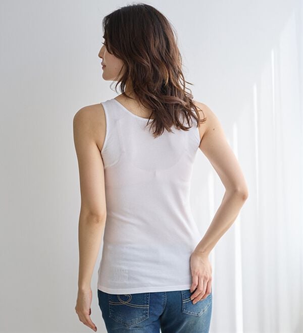 LAVIENNE（ラヴィエンヌ）の「【汗かきさん必見！】涼感サラッと快適汗取りタンクトップインナー＜さらりラボ＞（肌着・インナーウェア）」｜詳細画像
