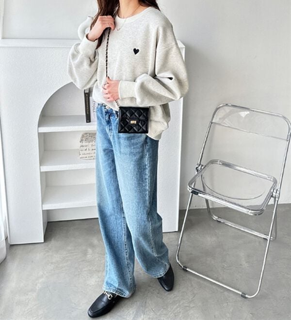 GeeRA（ジーラ）の「ロゴ＆ハート刺しゅう裏起毛スウェット（トレーナー・スウェット）」｜詳細画像