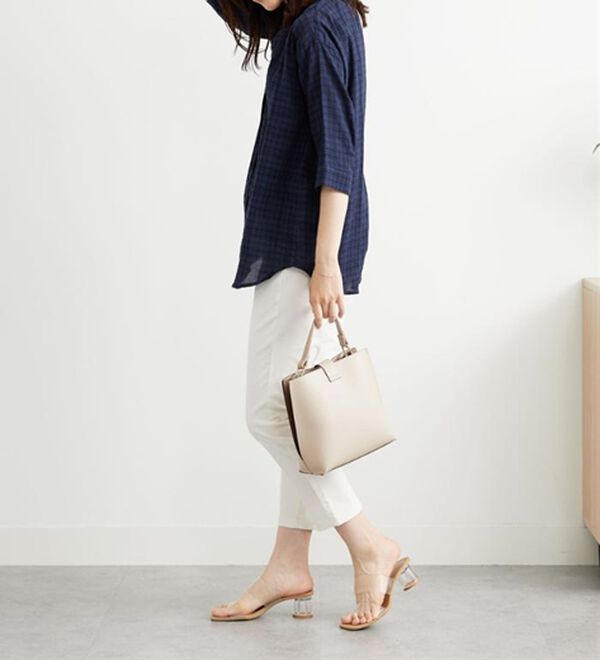 BELLUNA（ベルーナ）の「ふんわりシャドーチェック素材シャツ（シャツ）」｜詳細画像