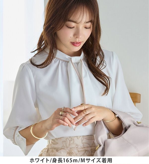 alotta（アロッタ）の「袖口パール6分袖ブラウス（ブラウス）」｜詳細画像