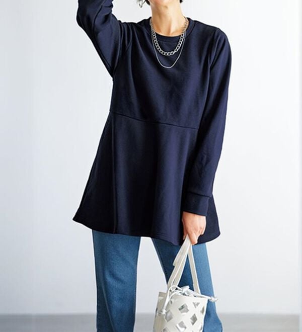 BELLUNA（ベルーナ）の「裏起毛ふくれジャカードペプラムチュニック（チュニック）」｜詳細画像