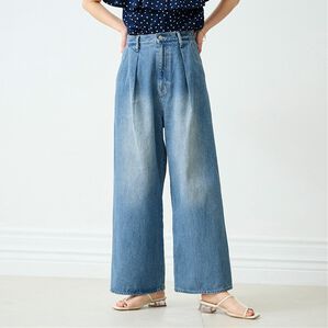 RANAN（ラナン）の「タック使いワイドデニムパンツ（ワイドパンツ・ガウチョ）」｜ブルー