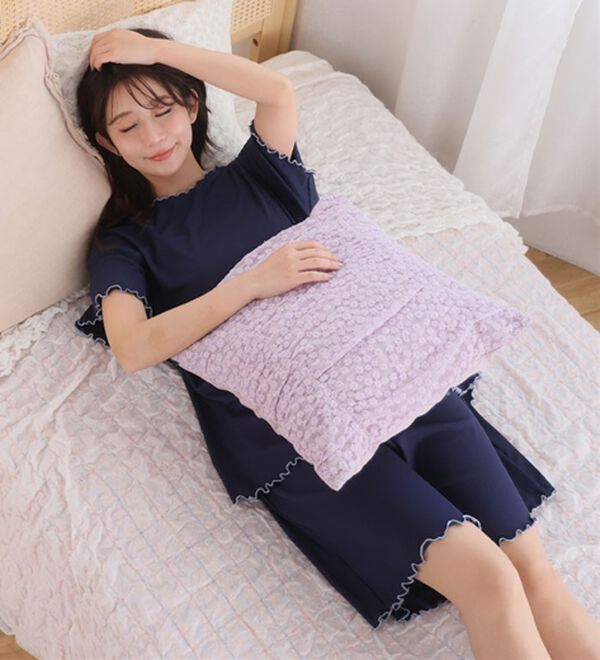 A HAPPY MARILYN（アハッピーマリリン）の「【Ｌ～８Ｌ】タイプが選べる！さらっとろルームウェアセット（パジャマ・ルームウェア）」｜詳細画像