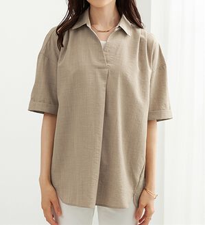 BELLUNA（ベルーナ）の「麻調素材スキッパーブラウス（ブラウス）」｜ベージュ