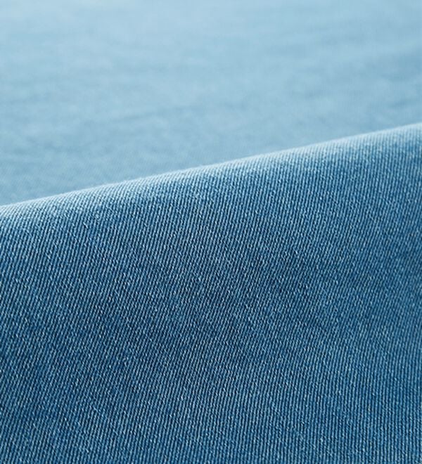 BELLUNA（ベルーナ）の「ストレッチデニムフードブルゾン（ブルゾン）」｜詳細画像