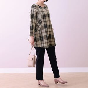 BELLUNA（ベルーナ）の「ジャカード素材ポケットデザインチュニック（チュニック）」｜詳細画像