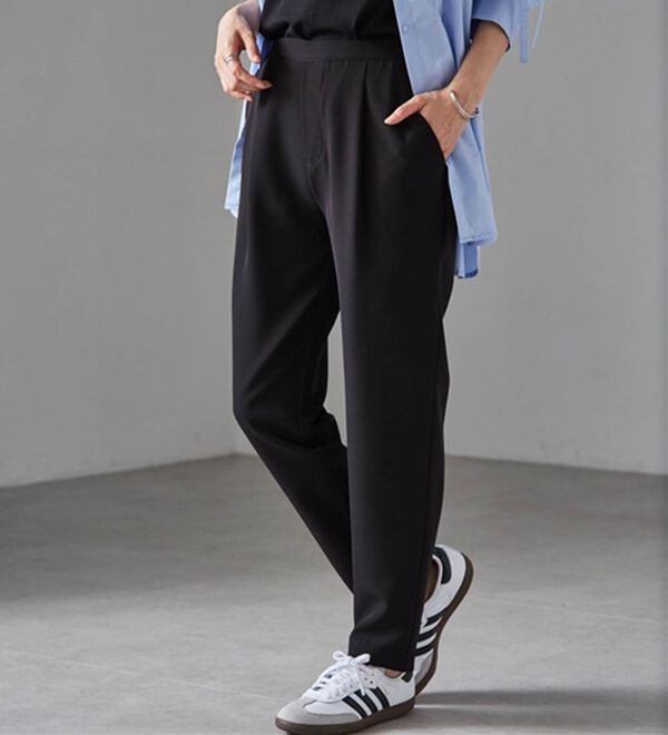 RANAN（ラナン）の「【選べる股下】美脚シルエットタックパンツ（股下６１・６５ｃｍ）（フルレングスパンツ）」｜詳細画像