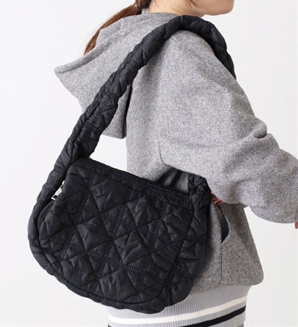 BELLUNA（ベルーナ）の「ぽこぽこ素材ショルダーバッグ（その他バッグ）」｜詳細画像