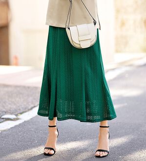 BELLUNA（ベルーナ）の「レース使いフレアーデザインスカート（ロングスカート）」｜詳細画像