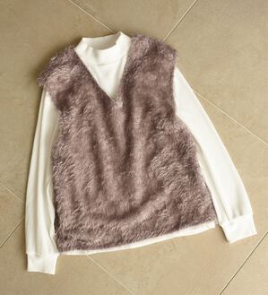 BELLUNA（ベルーナ）の「上品シャギー素材ベストアンサンブル（アンサンブル）」｜詳細画像