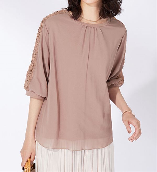 BELLUNA（ベルーナ）の「花柄レースシフォン重ねプルオーバー（カットソー）」｜詳細画像