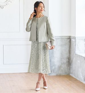 BELLUNA（ベルーナ）の「シャンタン素材ノーカラージャケットレースワンピースアンサンブル（ワンピースセットスーツ）」｜ライトグレー