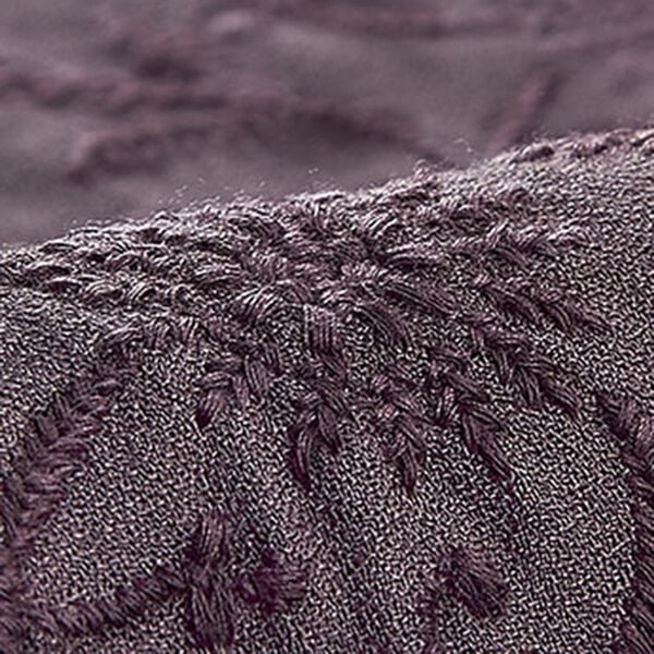 BELLUNA（ベルーナ）の「刺しゅう使い切替デザインブラウス（ブラウス）」｜詳細画像