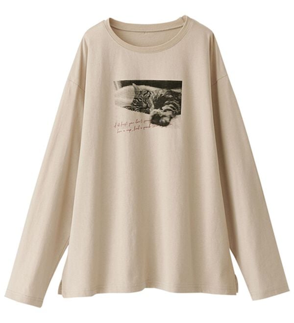 BELLUNA（ベルーナ）の「よれない！大人の長袖Ｔシャツ（カットソー）」｜トープ(ネコ)
