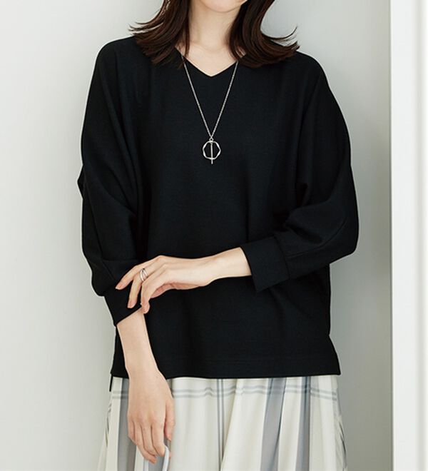 BELLUNA（ベルーナ）の「【2点セット】ネックレス付ラメ調ドルマンプルオーバー（カットソー）」｜詳細画像