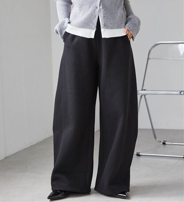 RANAN（ラナン）の「裏起毛カーブスウェットパンツ（その他パンツ）」｜ブラック