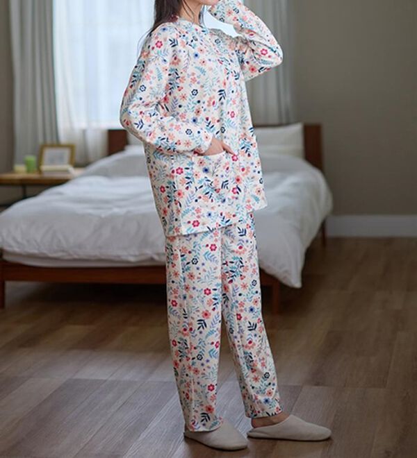 LAVIENNE（ラヴィエンヌ）の「綿入りキルトパジャマ（パジャマ・ルームウェア）」｜詳細画像