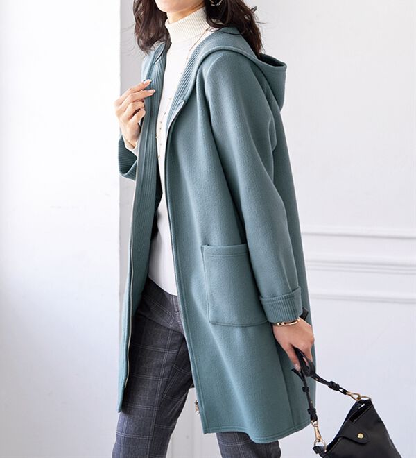 BELLUNA（ベルーナ）の「裏あぜ素材フードデザインコート（ロングコート）」｜詳細画像