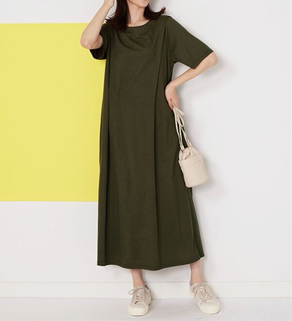 BELLUNA（ベルーナ）の「ヒンヤリ！タック使いかのこワンピース（カットソーワンピース）」｜詳細画像