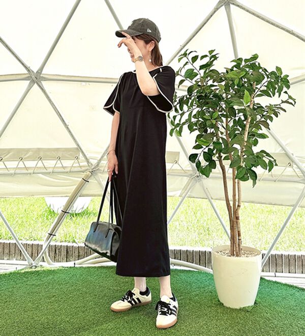 GeeRA（ジーラ）の「スリット入りフレアースリーブワンピース（その他ワンピース）」｜詳細画像