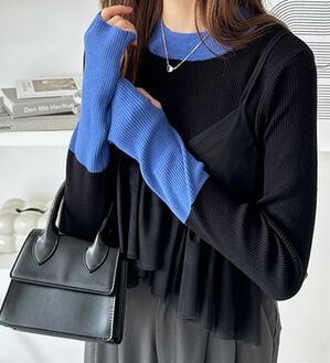 GeeRA（ジーラ）の「指穴配色デザイン柔らかリブニット（ニット・セーター）」｜ブラック系