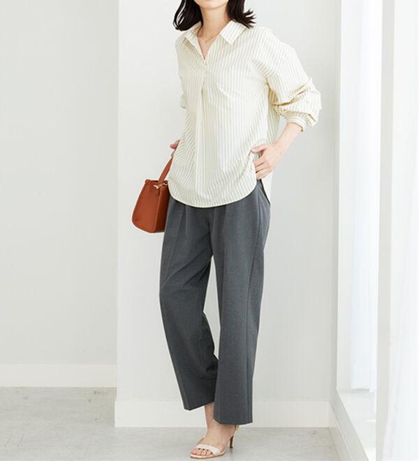 BELLUNA（ベルーナ）の「袖タックデザインスキッパーシャツ（シャツ）」｜詳細画像