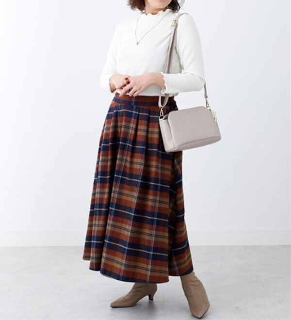 BELLUNA（ベルーナ）の「針抜きテレコハイネックプルオーバー（カットソー）」｜詳細画像