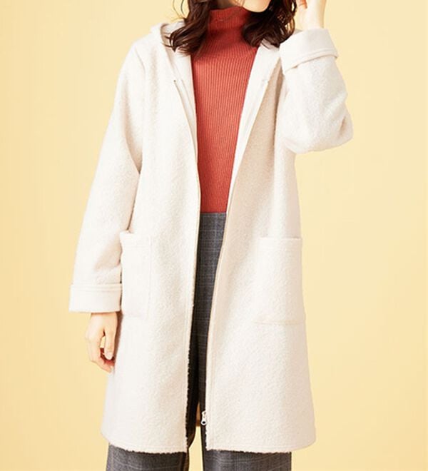 BELLUNA（ベルーナ）の「ボア素材フードデザインコート（ロングコート）」｜詳細画像