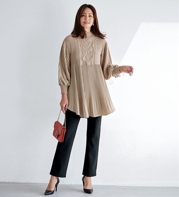 BELLUNA（ベルーナ）の「プリーツ切替ケーブル柄ニットチュニック（チュニック）」｜詳細画像
