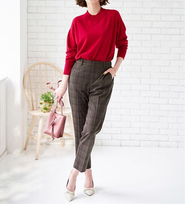 BELLUNA（ベルーナ）の「サマ見え！美脚テーパードパンツ（テーパードパンツ）」｜詳細画像