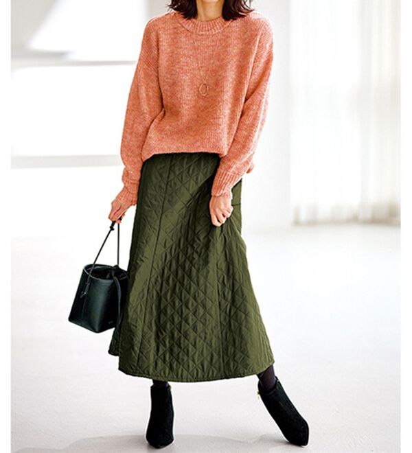 BELLUNA（ベルーナ）の「＜着るホカロン＞中わたキルトフレアースカート（ロングスカート）」｜詳細画像