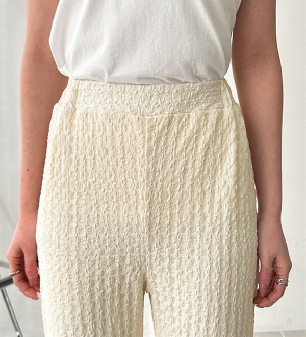 GeeRA（ジーラ）の「レース見えセミフレアイージーパンツ（フルレングスパンツ）」｜詳細画像