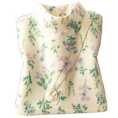 LAVIENNE（ラヴィエンヌ）の「薄手ストレッチフリースのプリントハイネック長袖（パジャマ・ルームウェア）」