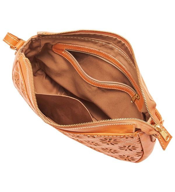 【未使用】 ズッケロフィラート A４サイズ対応 牛革 ３ウェイ バッグ 未使用】 ズッケロフィラート A4対応 牛革コットン 2ウェイ