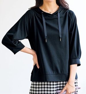 BELLUNA（ベルーナ）の「ヒンヤリ綿混ワイドネックプルオーバー（カットソー）」｜ネイビー